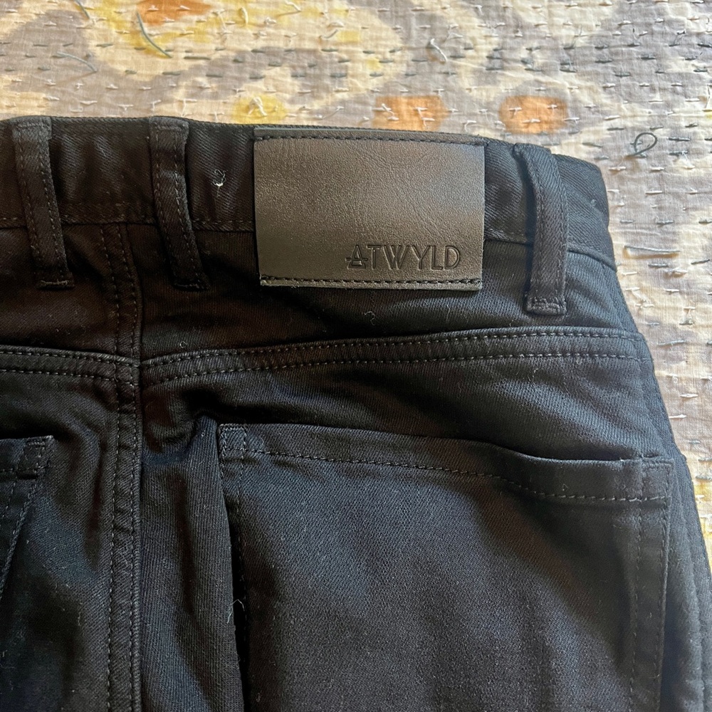 Atwyld “Shred 2.0” motorcycle jeans with leather sz 27 (more like 24/26)